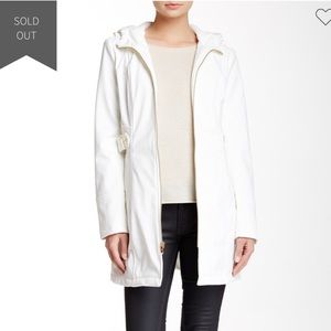 NWOT VIA SPIGA Zip Front Hooded Rain Walker Jacket